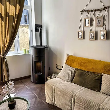 Au Secret Du Vallon *